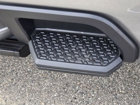 New 2026 GMC Sierra 2500 AT4 image 13