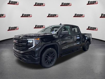 Used 2023 GMC Sierra 1500 Pro w/ Graphite Edition