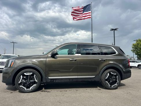 Used 2025 Kia Telluride S AWD/4WD image 10