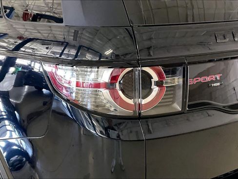 Used 2017 Land Rover Discovery Sport HSE Luxury AWD/4WD image 26