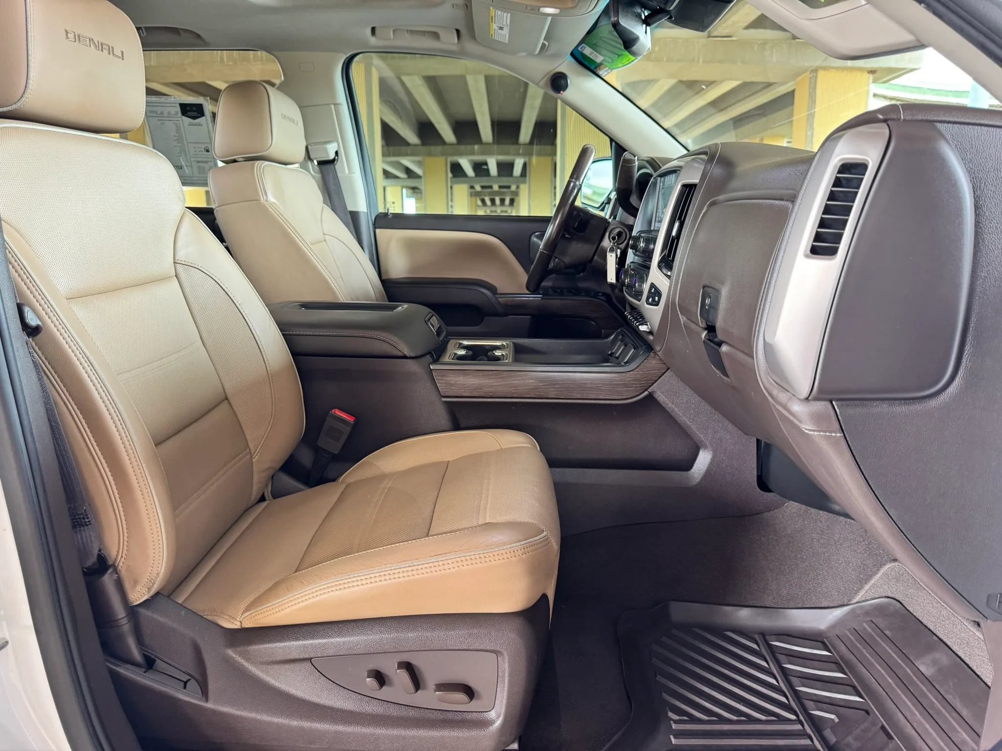 Used 2018 GMC Sierra 1500 Denali w/ Denali Ultimate Package AWD/4WD image 26