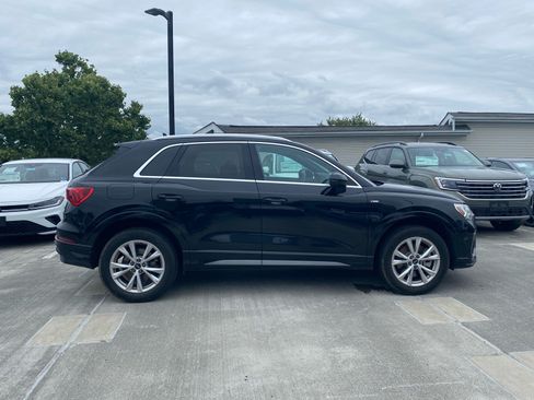 Used 2025 Audi Q3 2.0T Premium AWD/4WD image 2