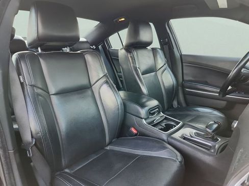 Used 2021 Dodge Charger SXT w/ Leather Interior Group image 21