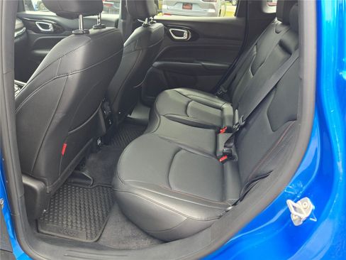 Used 2024 Jeep Compass Trailhawk w/ Trailhawk Elite Group AWD/4WD image 15