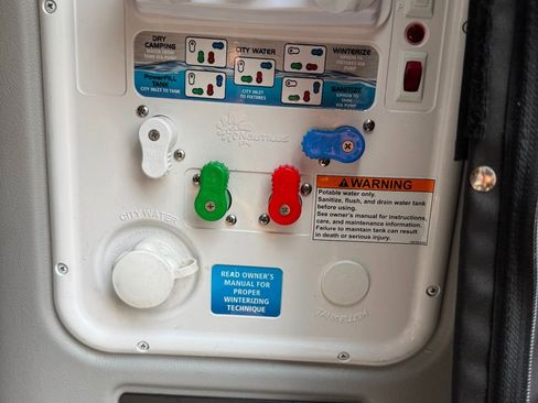 Used 2021 Mercedes-Benz Sprinter 2500 image 35