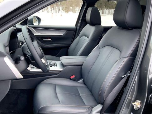 Used 2024 MAZDA CX-90 Plug-In Hybrid w/ Premium Pkg image 9