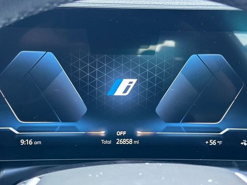 Used 2022 BMW i4 eDrive40 image 29