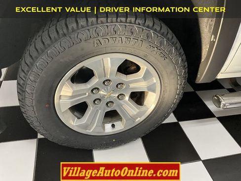 Used 2017 Chevrolet Silverado 1500 LTZ Z71 w/ LTZ Plus Package AWD/4WD image 10