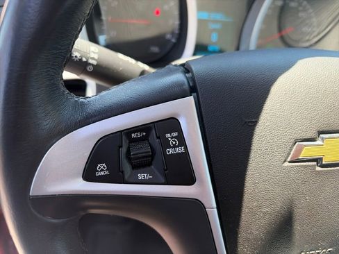 Used 2017 Chevrolet Equinox LT w/ Convenience Package FWD image 16