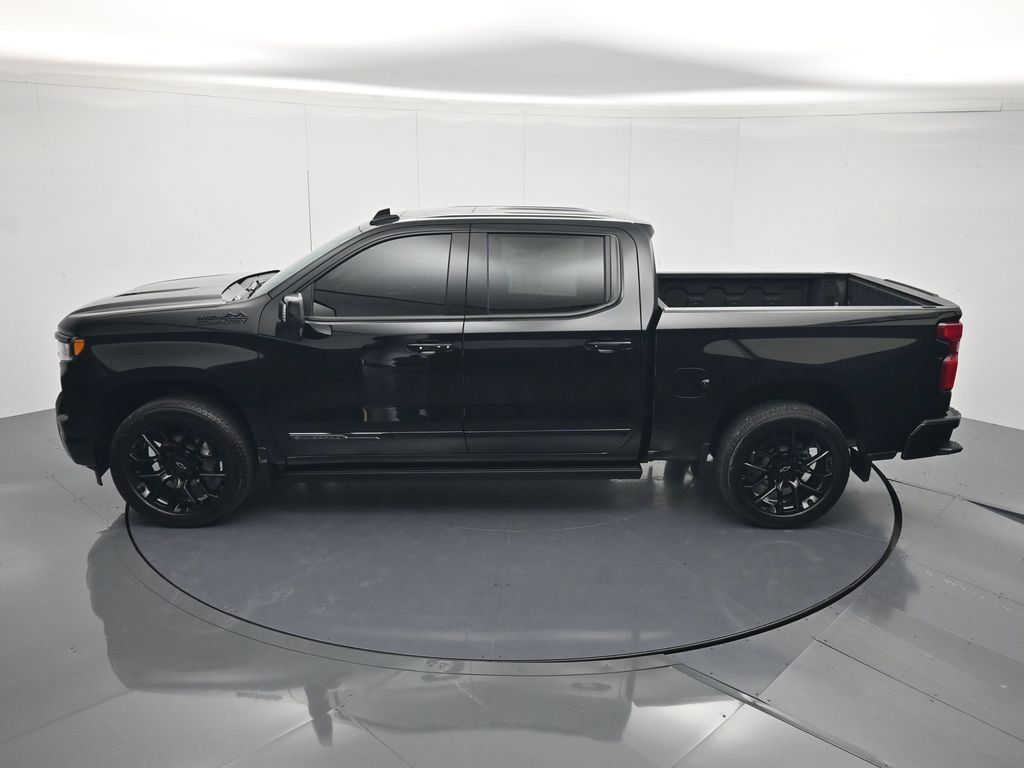 Used 2026 Chevrolet Silverado 1500 High Country w/ Midnight Edition AWD/4WD image 38