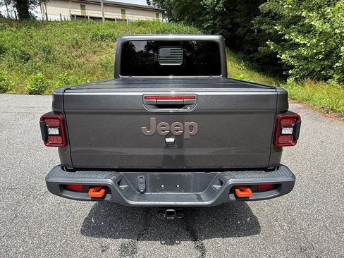 Used 2023 Jeep Gladiator Mojave w/ LED Lighting Group AWD/4WD image 7