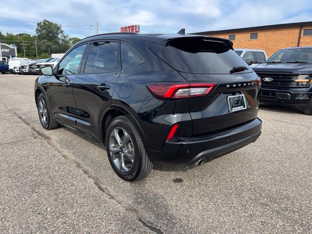 Certified 2024 Ford Escape ST-Line w/ Tech Pack #1 AWD/4WD image 6