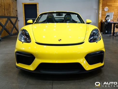 Used 2020 Porsche 718 Boxster Spyder RWD image 2