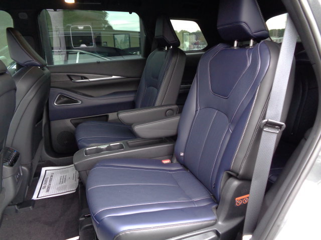 Used 2026 INFINITI QX60 Sport w/ Dark Cargo Package AWD/4WD image 19