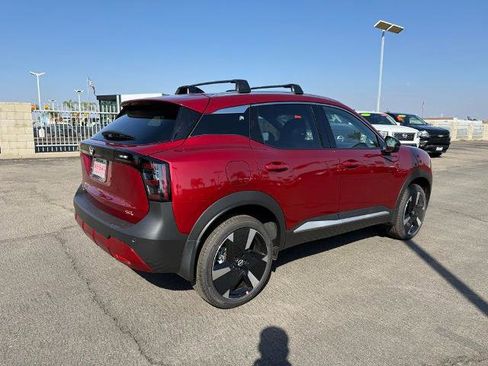 New 2026 Nissan Kicks SR w/ SR Premium Package image 6