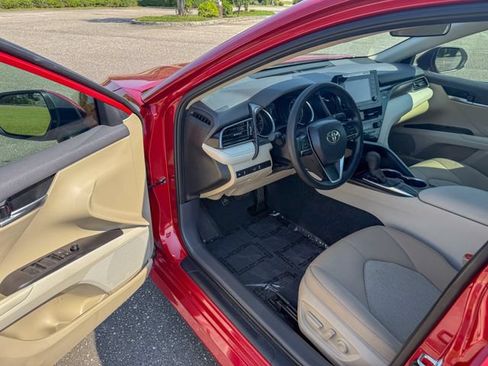Used 2024 Toyota Camry LE FWD image 14
