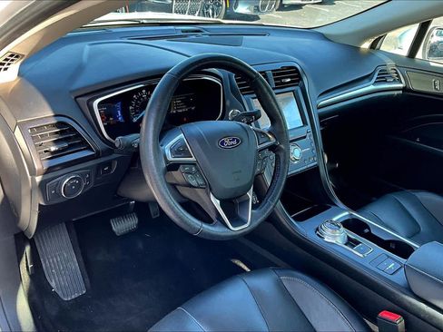 Used 2020 Ford Fusion Energi Titanium image 17