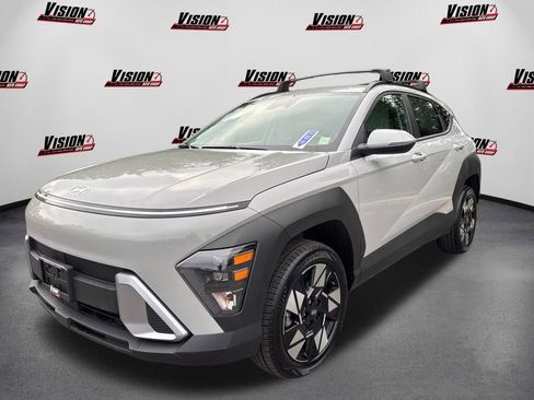 Certified 2025 Hyundai Kona SEL AWD/4WD image 1
