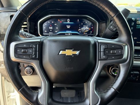 Used 2024 Chevrolet Silverado 3500 LT w/ Convenience Package AWD/4WD image 27