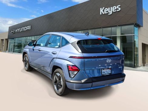 Certified 2024 Hyundai Kona SE FWD image 7
