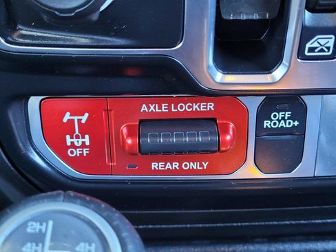 Used 2022 Jeep Gladiator Mojave w/ LED Lighting Group AWD/4WD image 15
