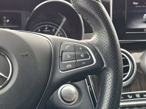 Used 2018 Mercedes-Benz C 300 4MATIC Sedan image 40