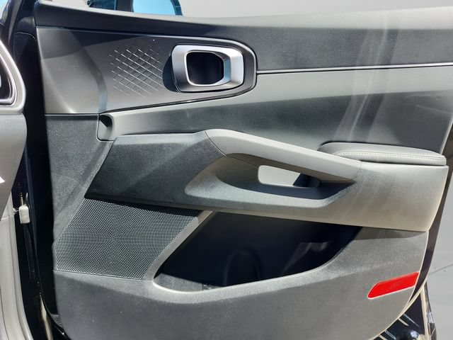 New 2026 Kia Sorento LX FWD image 30