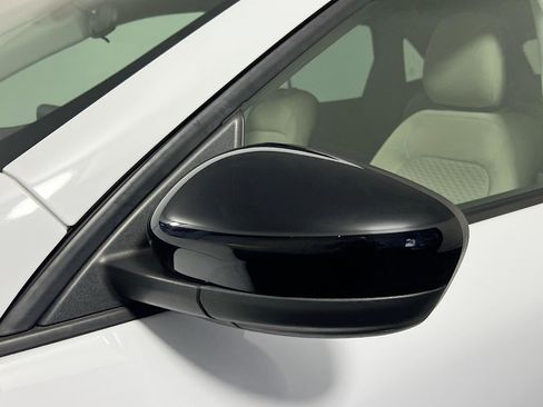 Used 2022 Ford Escape SE w/ SE Sport Appearance Package FWD image 12