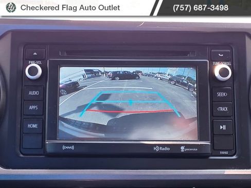 Used 2018 Toyota Tacoma SR5 RWD image 23