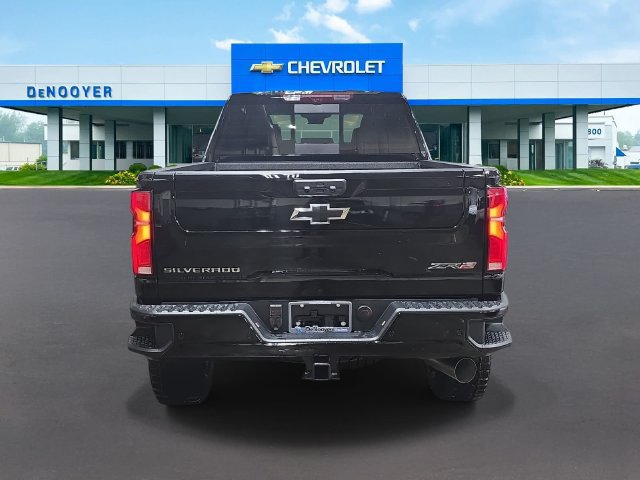 New 2026 Chevrolet Silverado 2500 ZR2 AWD/4WD image 8
