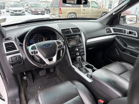 Used 2015 Ford Explorer XLT w/ Equipment Group 202B image 15