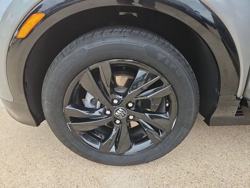Used 2024 Buick Encore GX Sport Touring FWD image 27