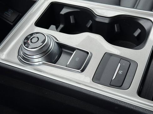 Certified 2024 Ford Edge SEL w/ Convenience Package image 20