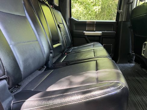 Used 2015 Ford F150 Lariat w/ Equipment Group 502A Luxury AWD/4WD image 22