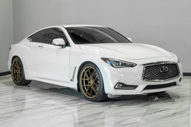 Used 2019 INFINITI Q60 3.0t Luxe RWD image 10