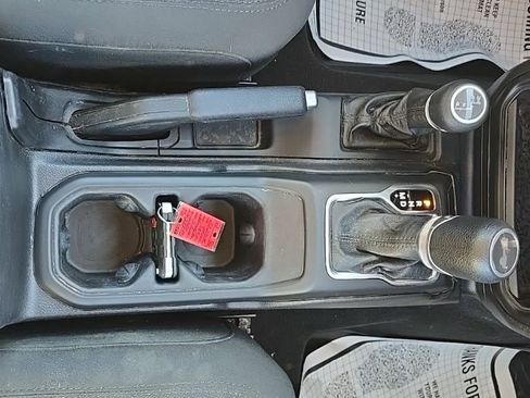 Certified 2020 Jeep Wrangler Unlimited Sport image 33