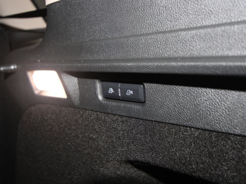 New 2026 Lincoln Corsair Reserve image 40