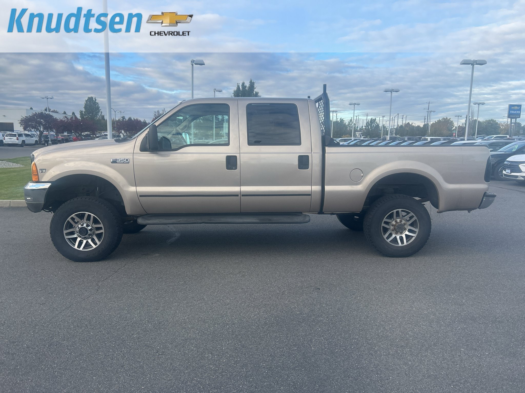 Used 1999 Ford F350 4x4 Crew Cab Super Duty image 4