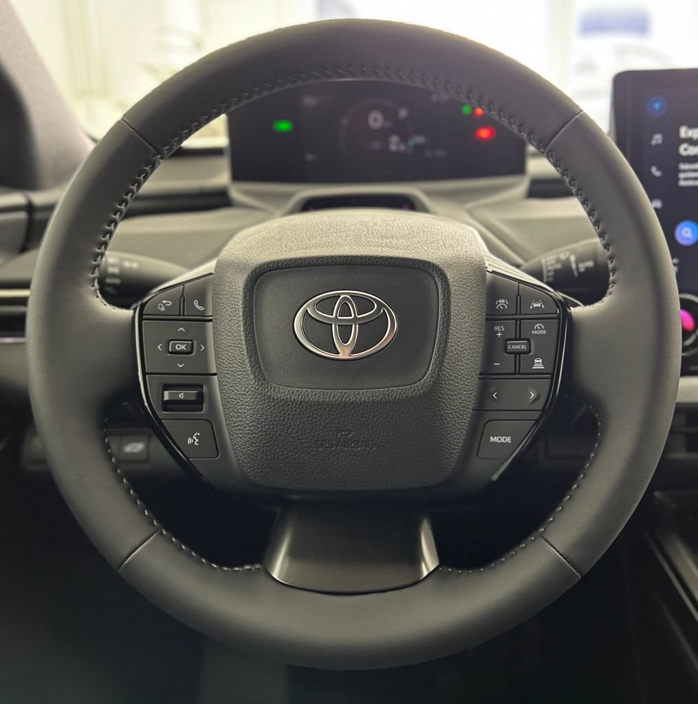 Used 2026 Toyota bZ FWD image 37