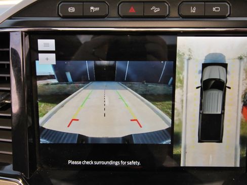 Used 2022 Ford F250 King Ranch w/ King Ranch Ultimate Package AWD/4WD image 34