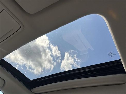 Used 2025 Honda Accord SE image 15