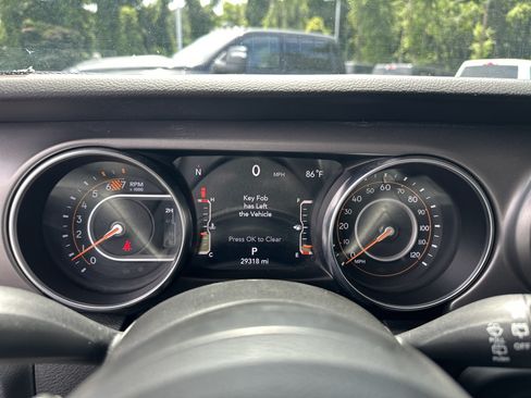 Used 2023 Jeep Wrangler Unlimited Sport AWD/4WD image 29
