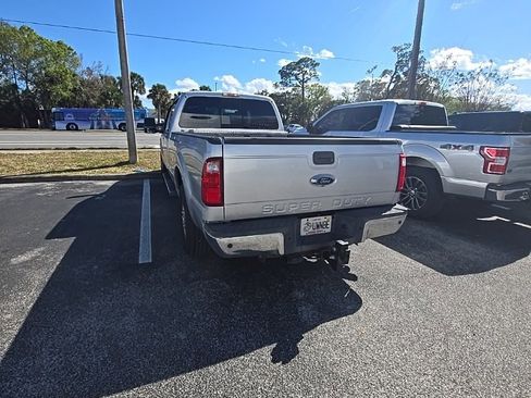 Used 2014 Ford F250 Lariat w/ Chrome Package image 3