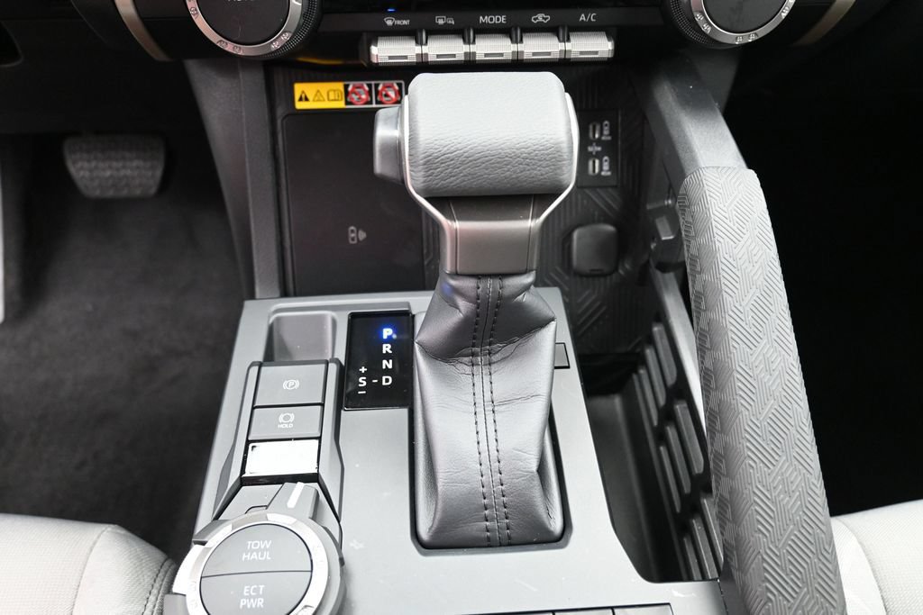 Certified 2026 Toyota Tacoma SR5 AWD/4WD image 26