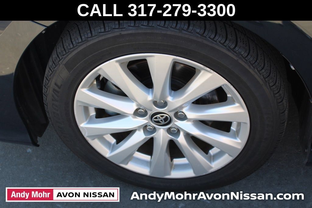 Used 2020 Toyota Camry LE FWD image 11