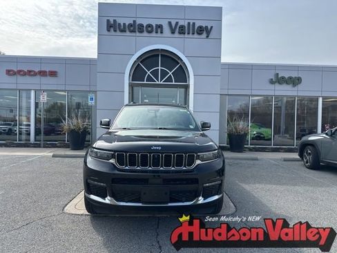 Certified 2024 Jeep Grand Cherokee L Limited w/ Luxury Tech Group II image 1