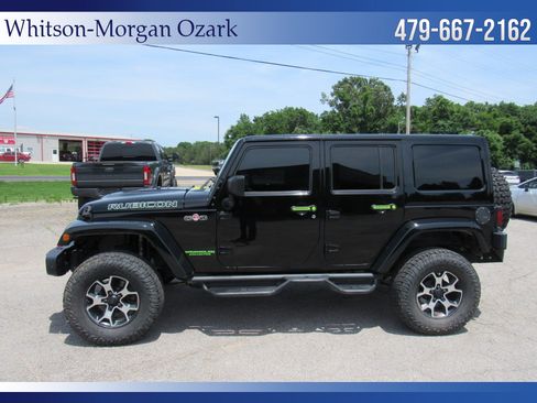 Used 2016 Jeep Wrangler Unlimited Rubicon AWD/4WD image 7