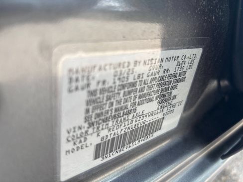 Used 2025 Nissan Versa SV FWD image 28