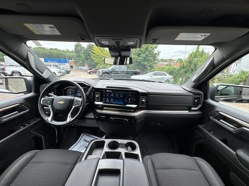 Used 2023 Chevrolet Silverado 1500 LT AWD/4WD image 54