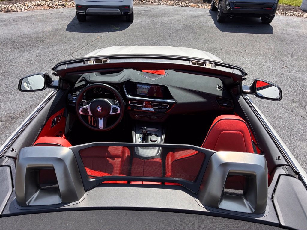 Used 2020 BMW Z4 M40i w/ Executive Package RWD image 50